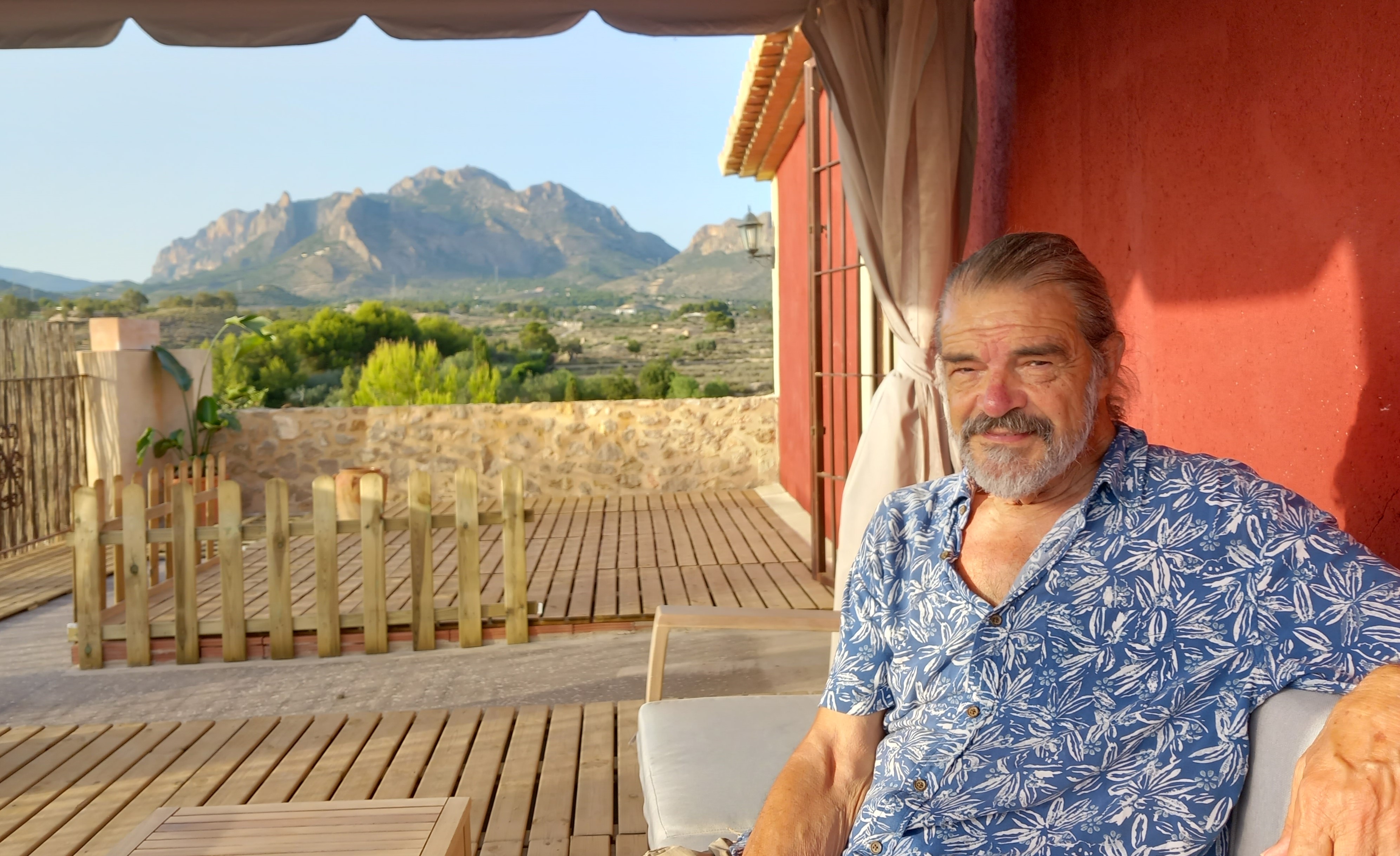 Mensaje póstumo a Galdikas de Carlos Blanco Fadol